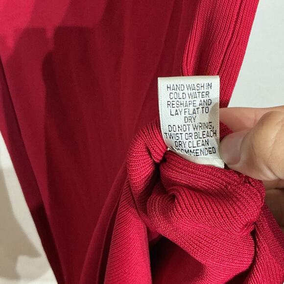 Max Studio Red Knit Maxi Skirt Sz M NWT - Picture 7 of 13